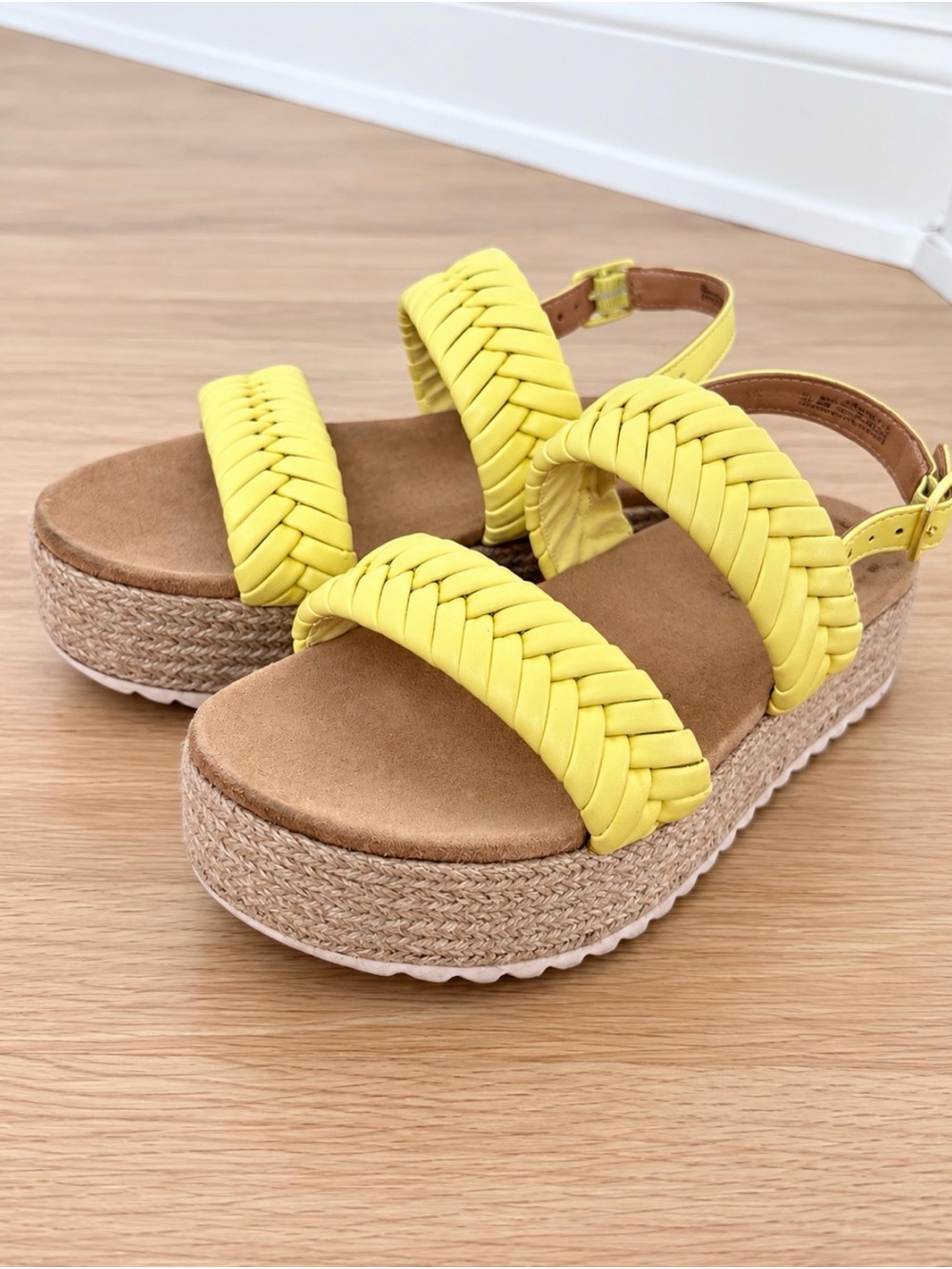 Cat & Jack Yellow Braided Platform Sandals Kids